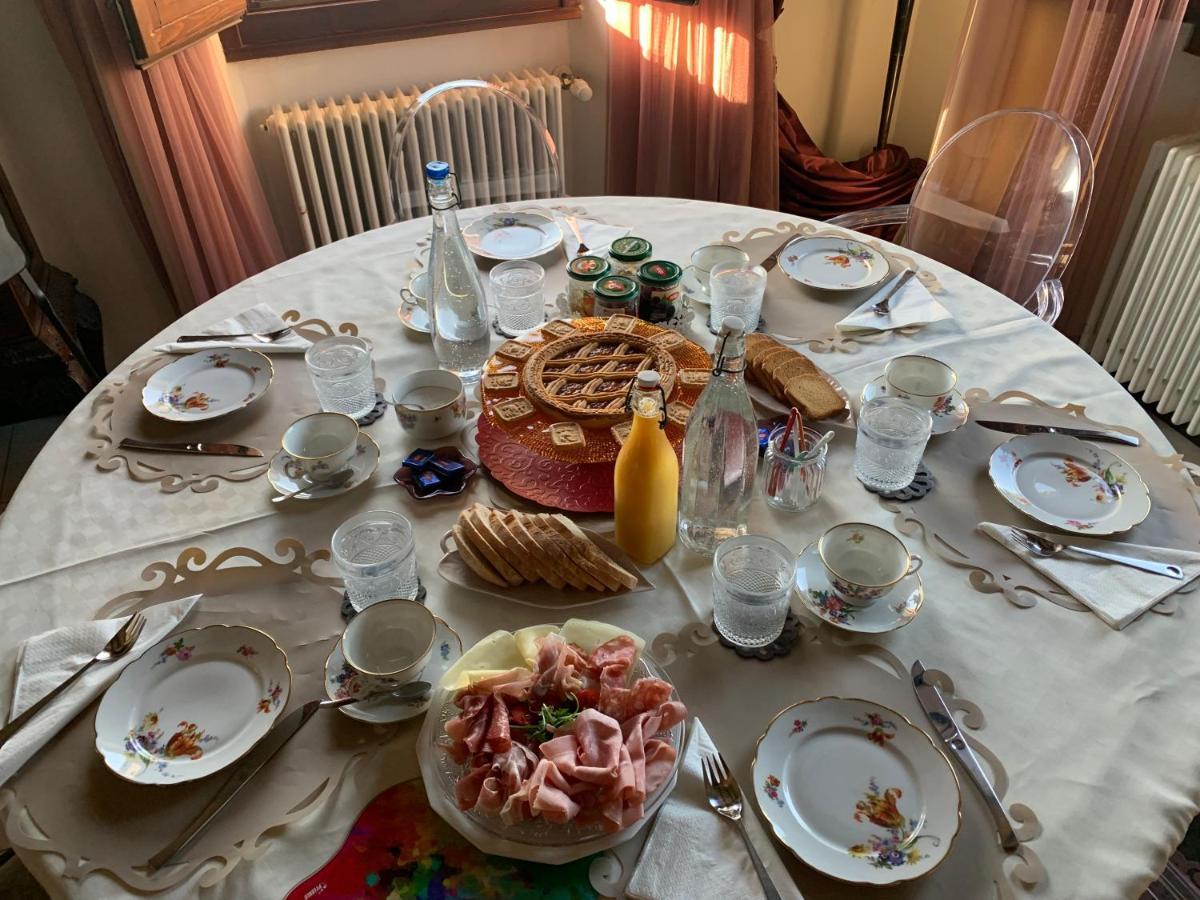 B&B L'Orologio Синья Экстерьер фото